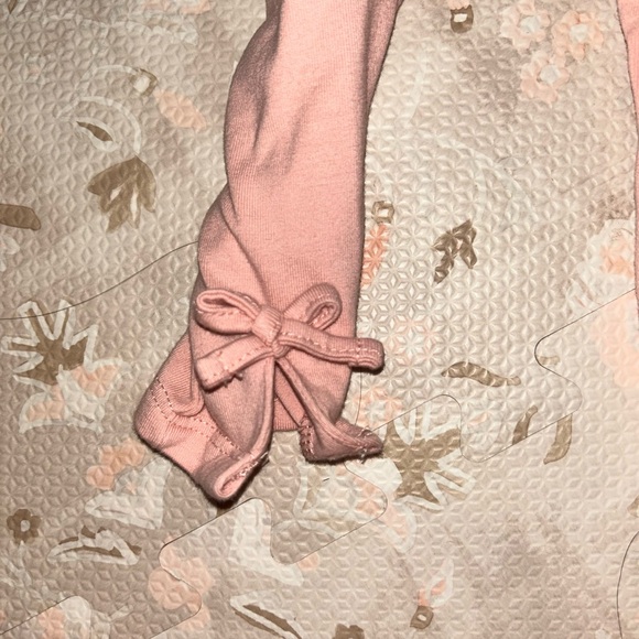 Pink and White Kids Matching Set - Picture 3 of 4